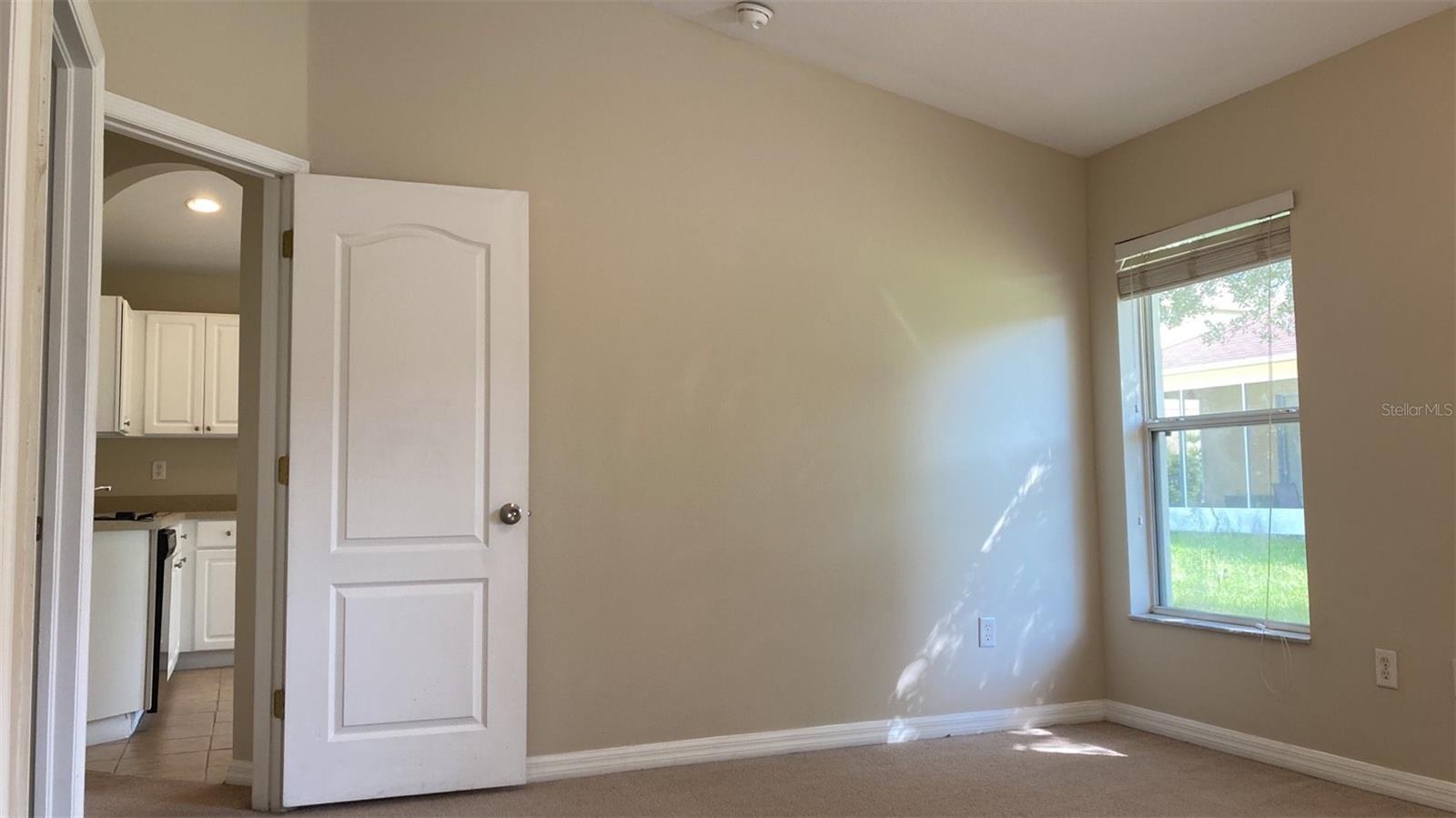 Image 9 of 24 For 19044 Dunlap Court