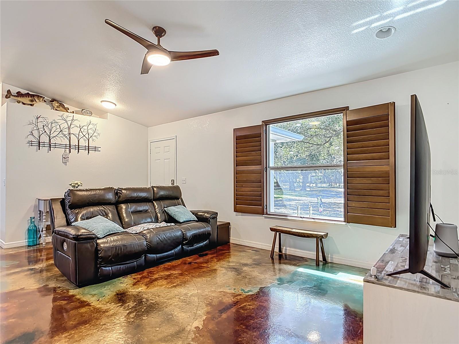 Image 11 of 64 For 3114 Brown Road