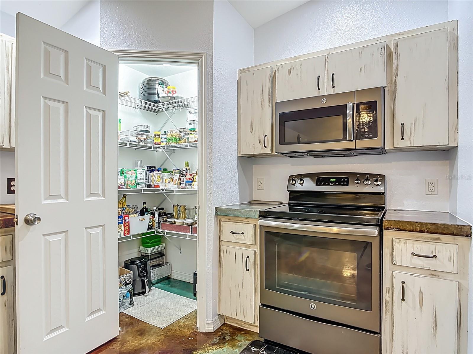 Image 21 of 64 For 3114 Brown Road