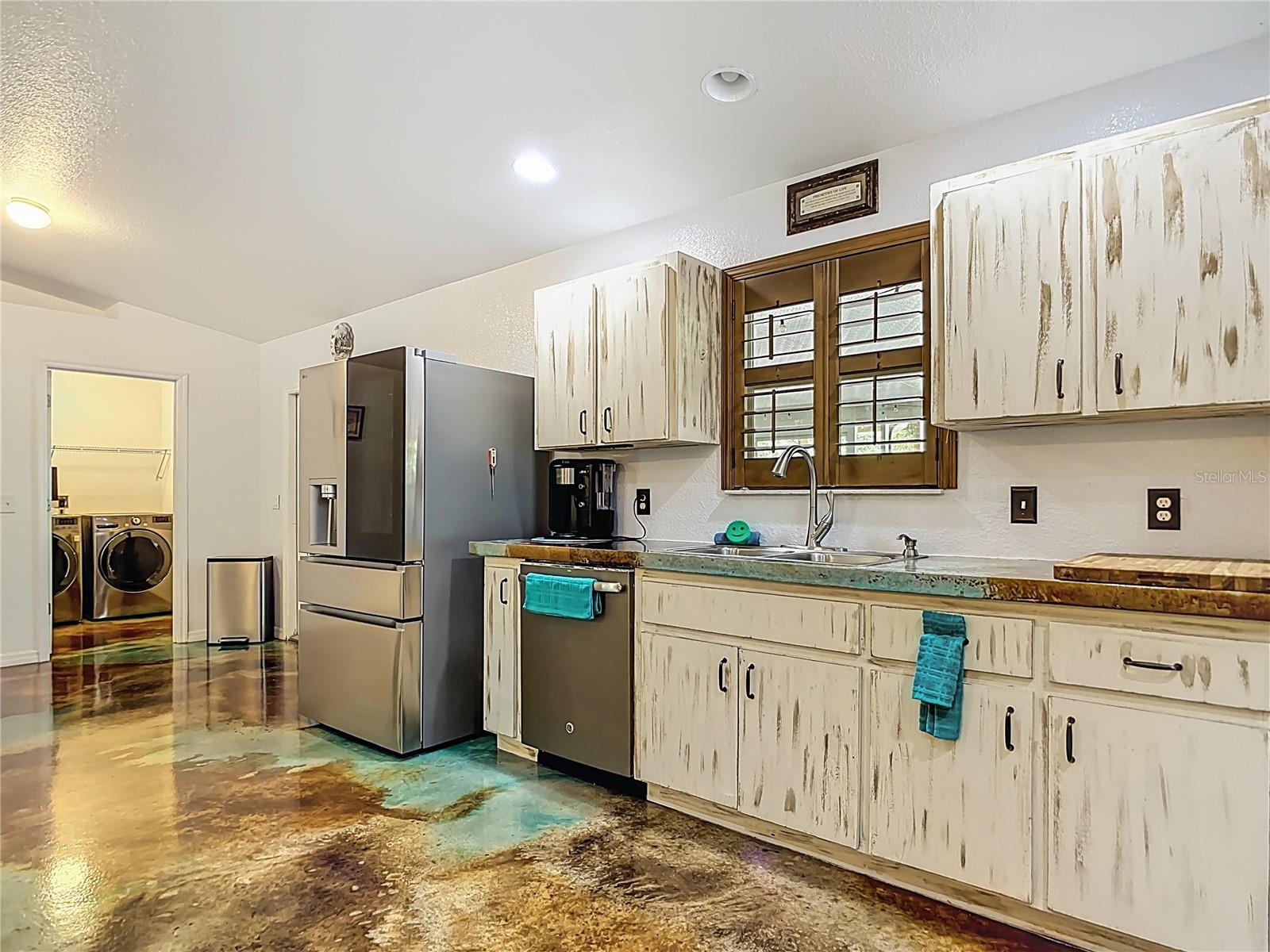 Image 23 of 64 For 3114 Brown Road