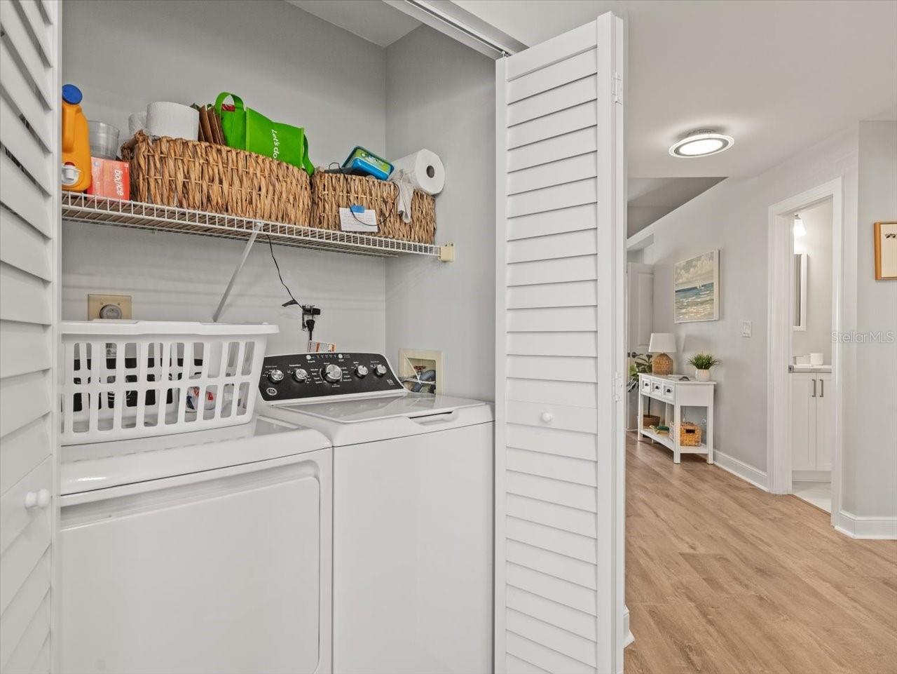 Image 13 of 50 For 5900 Bahia Del Mar Circle 238