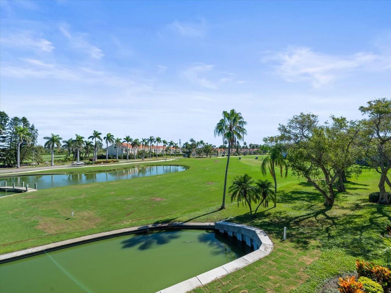 Image 25 of 50 For 5900 Bahia Del Mar Circle 238