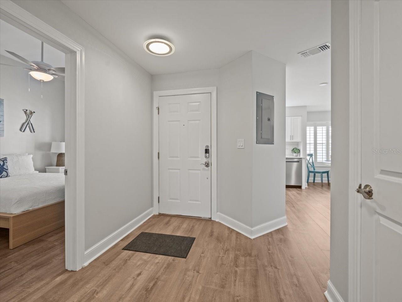 Image 5 of 50 For 5900 Bahia Del Mar Circle 238