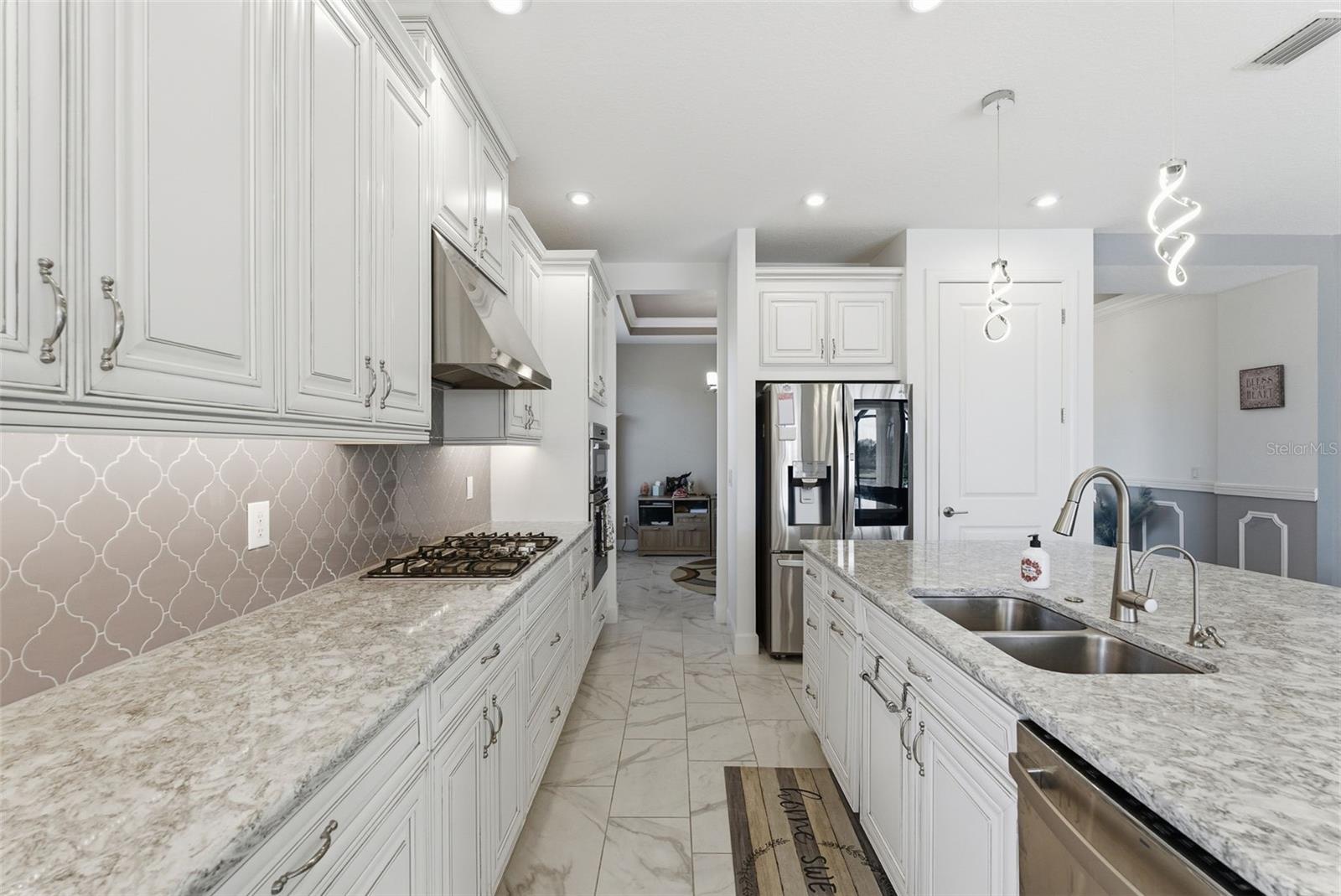 Image 18 of 44 For 10819 Wicker Park Place