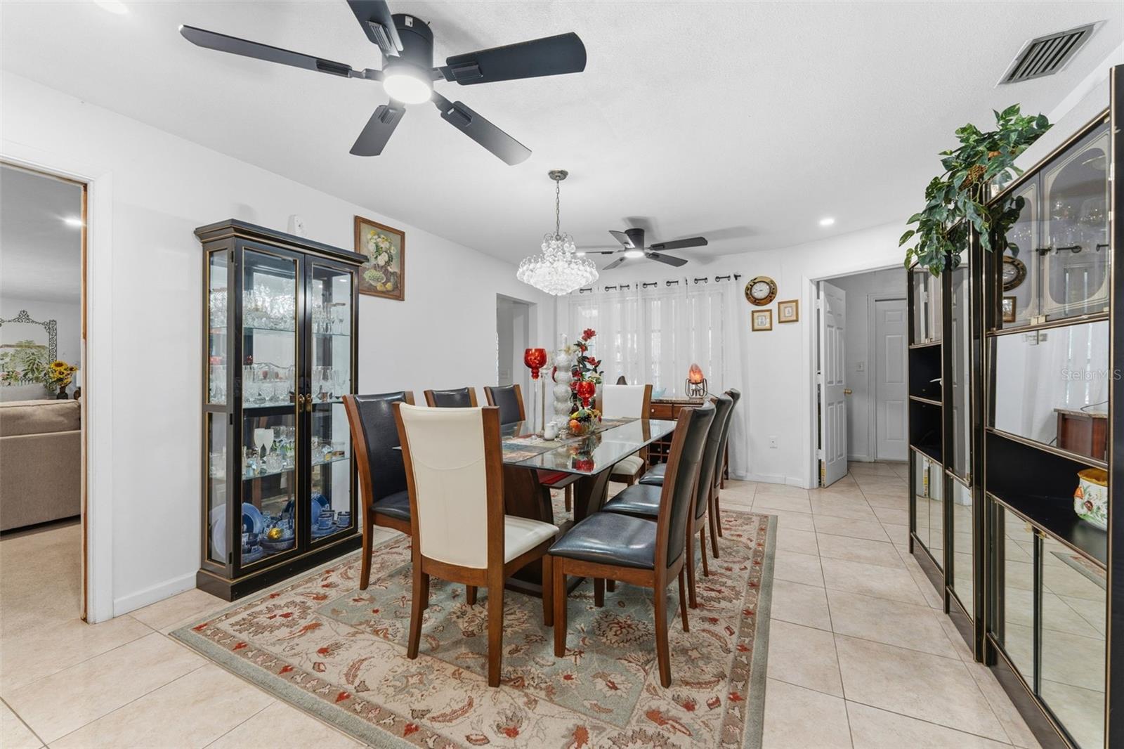 Image 11 of 39 For 2401 26th Avenue S