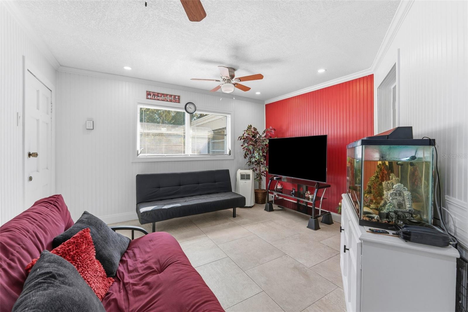 Image 30 of 39 For 2401 26th Avenue S