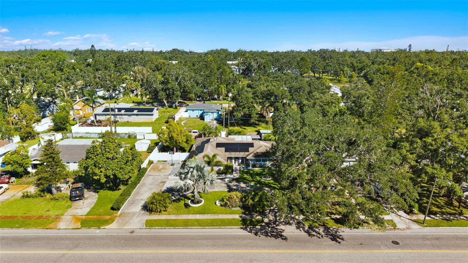 Image 37 of 39 For 2401 26th Avenue S