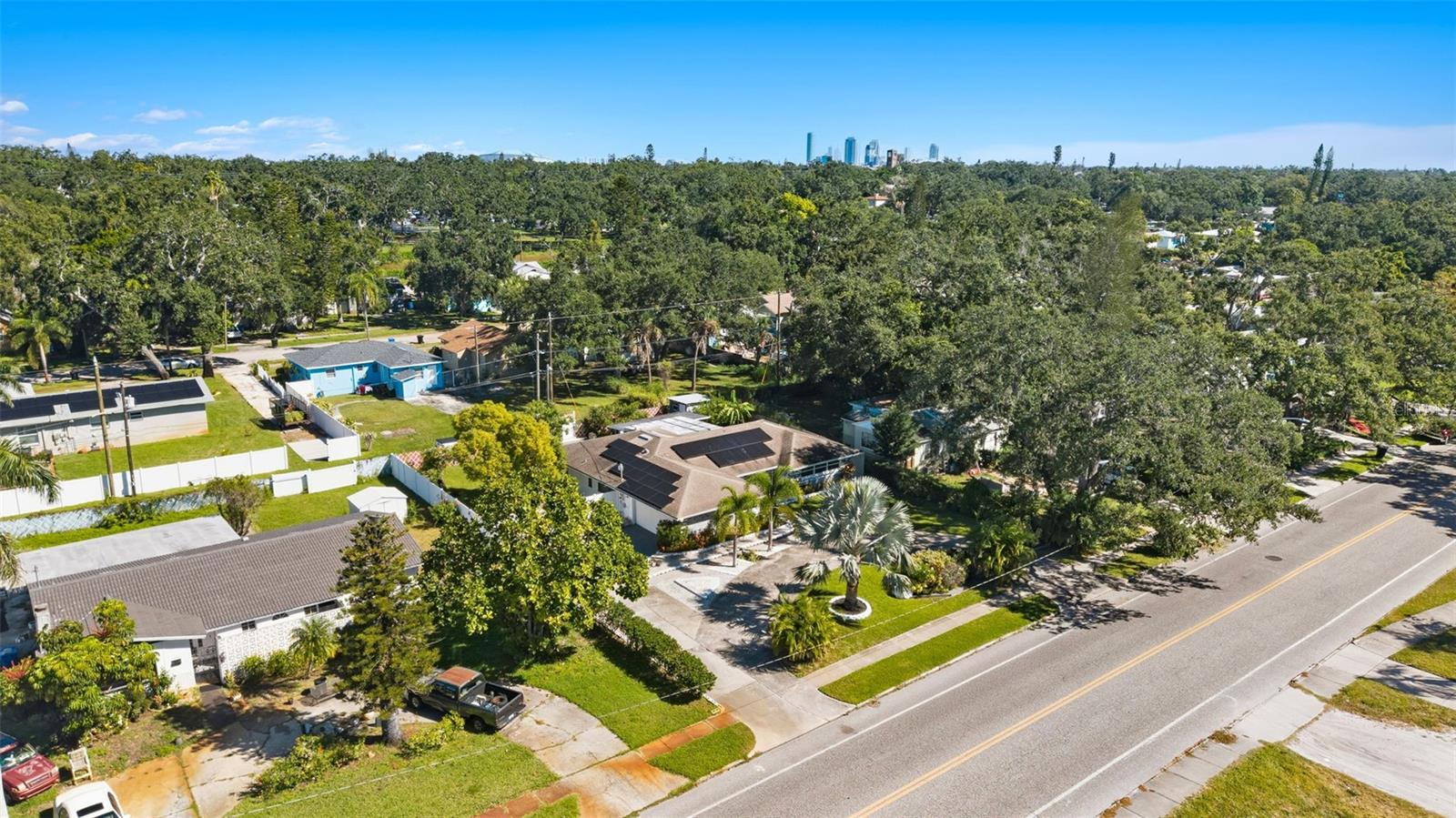 Image 41 of 41 For 2401 26th Avenue S