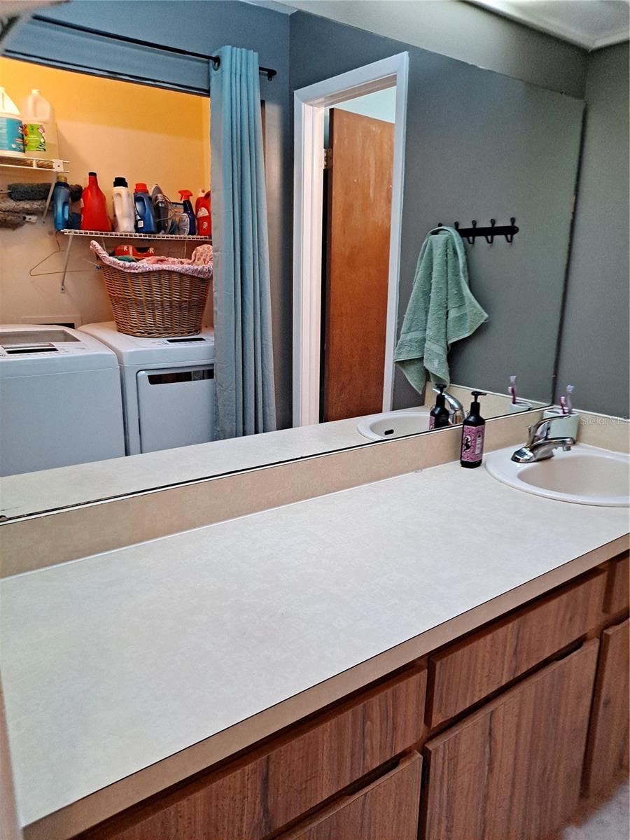 Image 13 of 21 For 15911 Country Farm