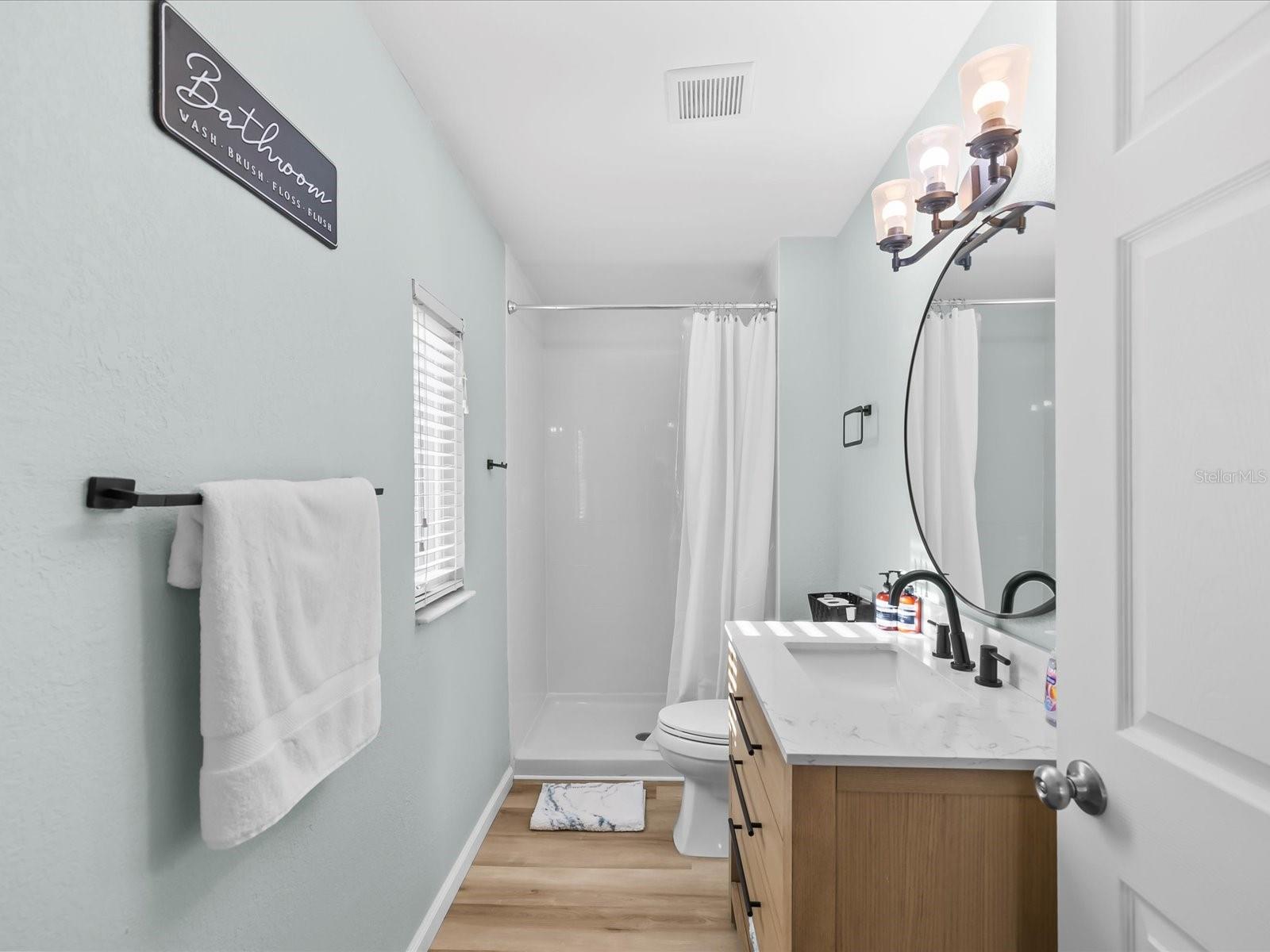 Image 26 of 77 For 454 20th Avenue