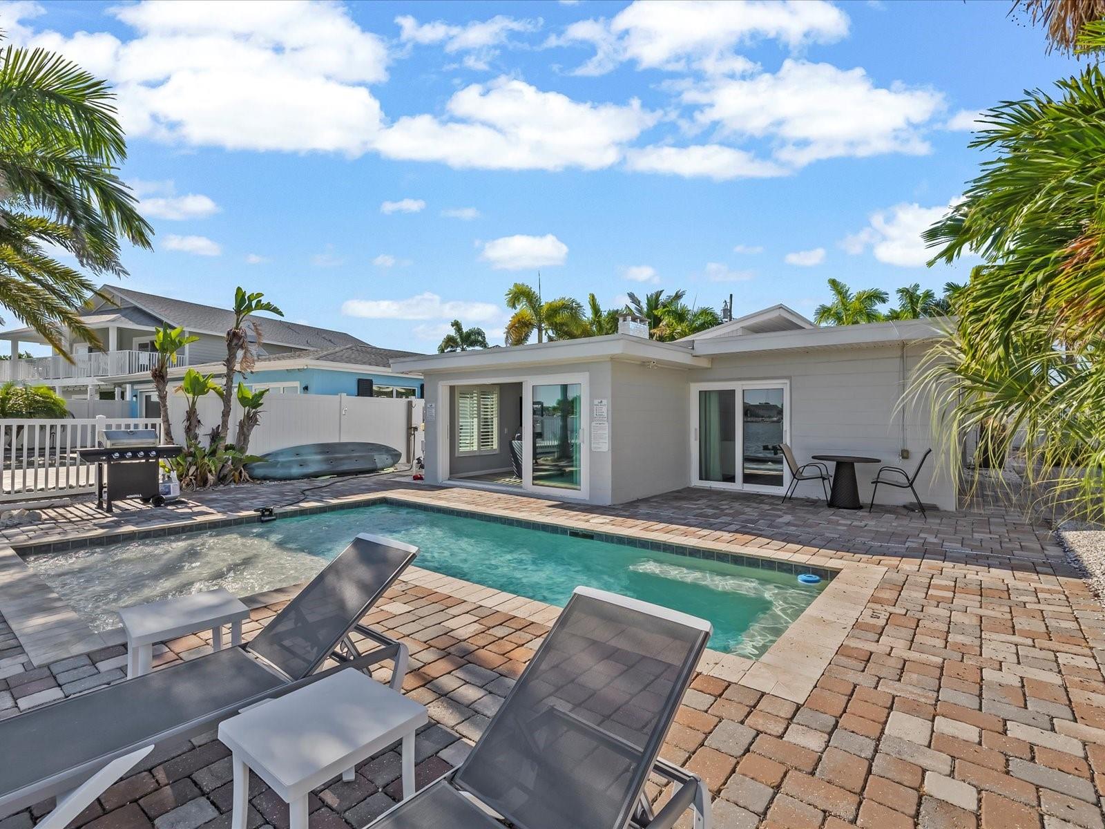 Image 38 of 77 For 454 20th Avenue