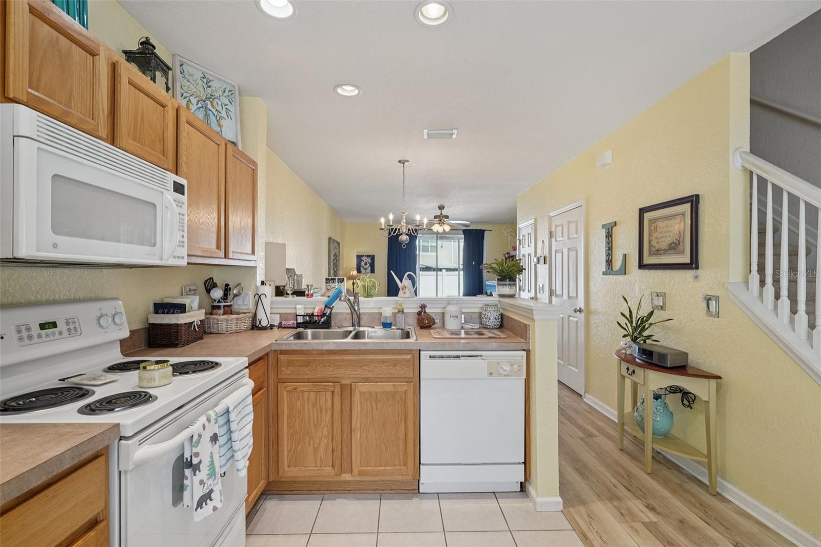Image 6 of 25 For 4805 44th Circle