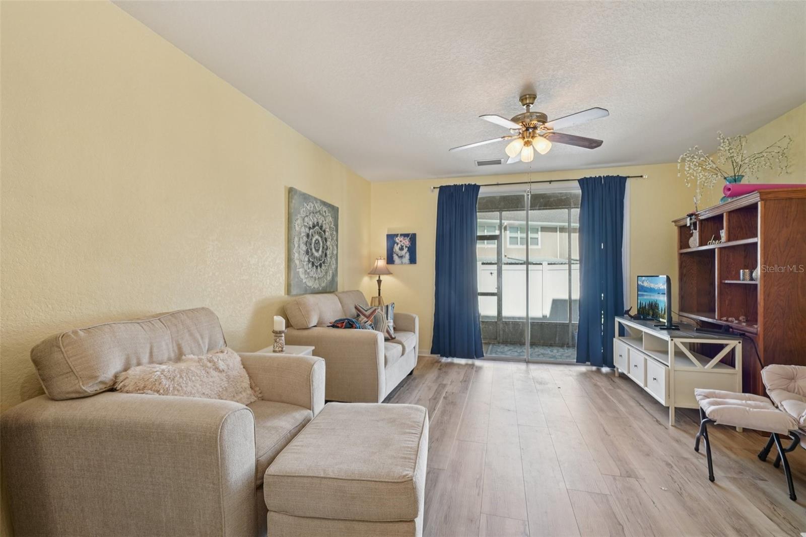 Image 8 of 25 For 4805 44th Circle