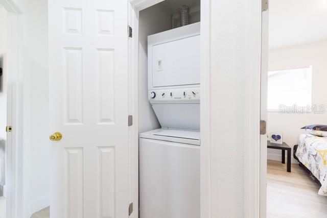 Image 17 of 22 For 7712 Deleuil Avenue