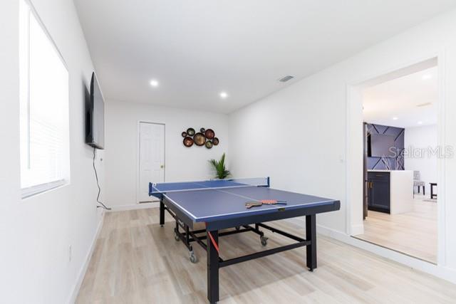 Image 7 of 22 For 7712 Deleuil Avenue