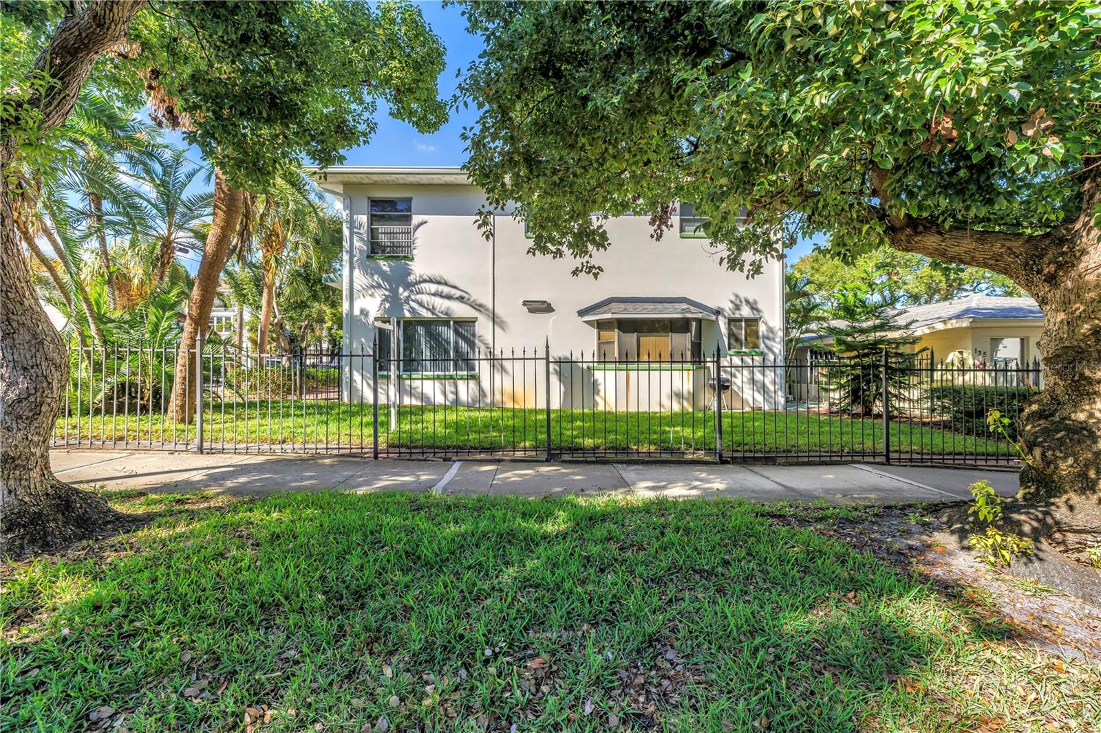 Details for 611 2nd Street N, ST PETERSBURG, FL 33701
