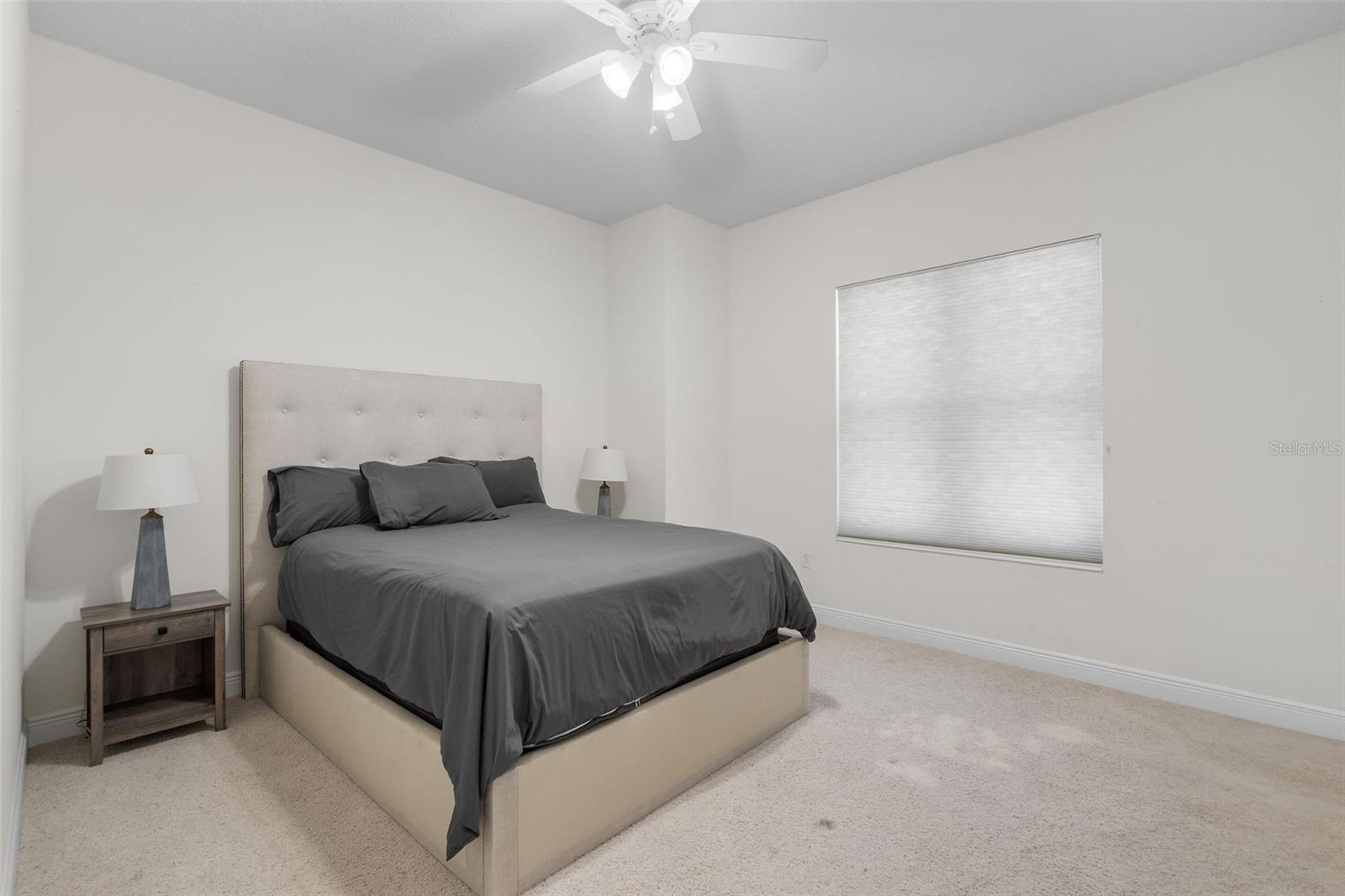 Image 19 of 34 For 628 Cleveland Street 1507