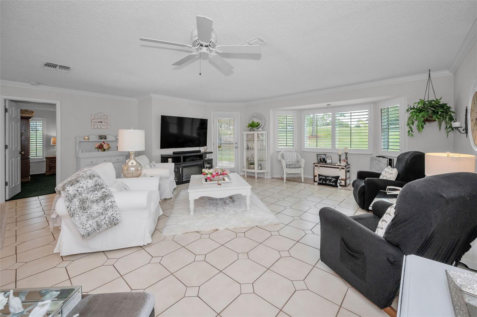 Image 11 of 62 For 1199 Woodfield Court