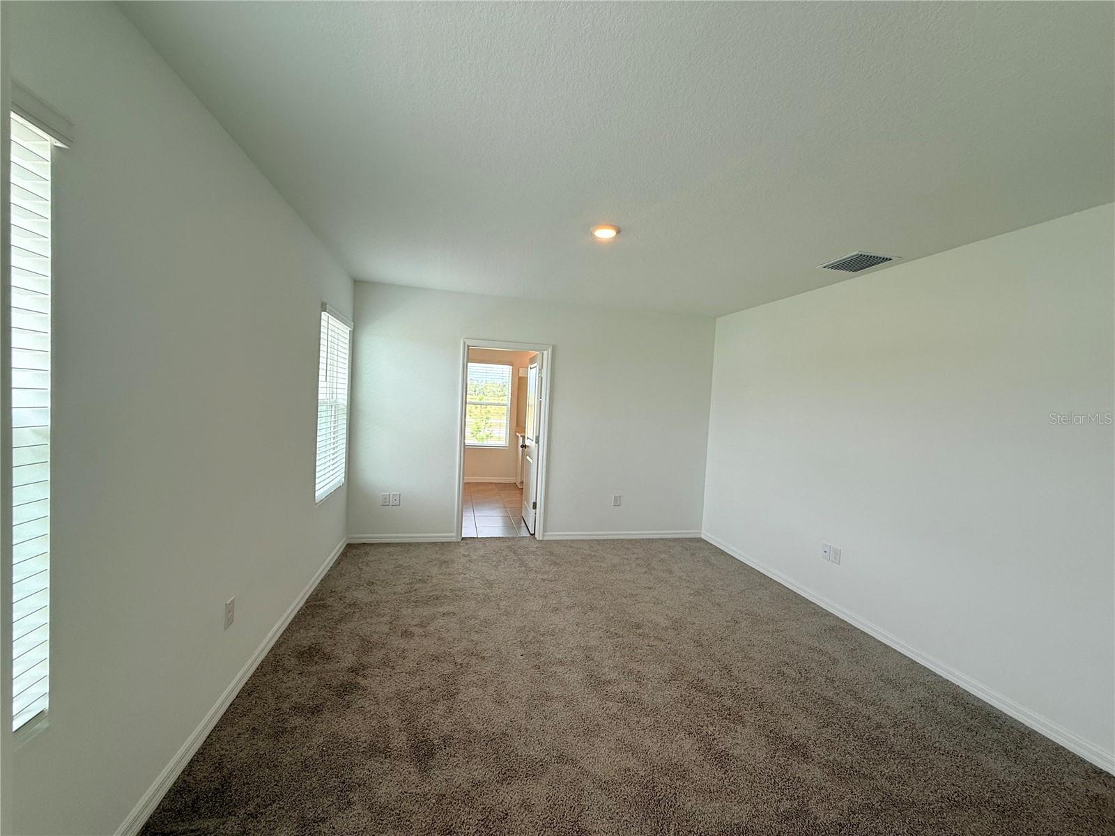 Image 25 of 43 For 33142 Osprey Peak Way