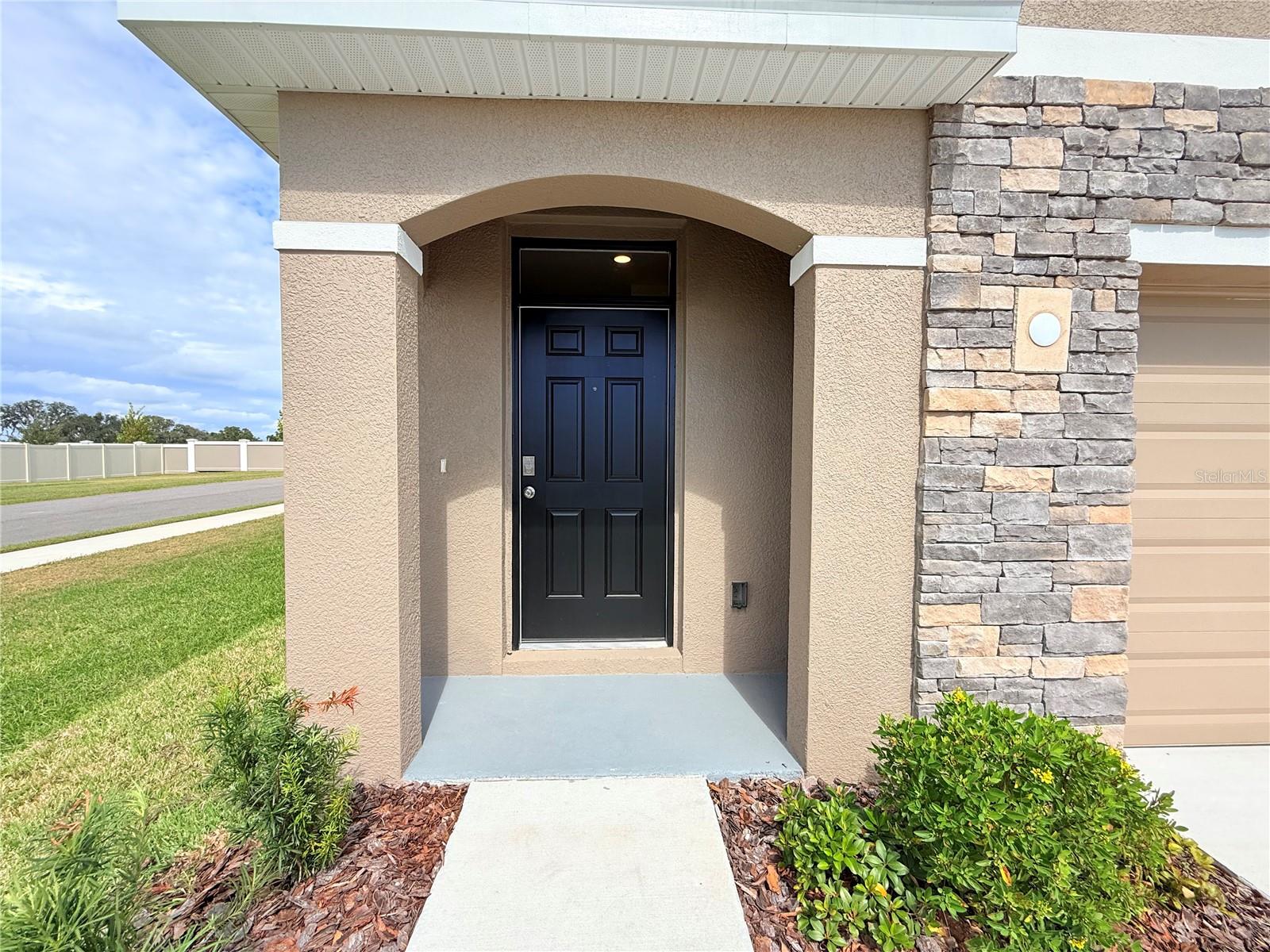 Image 5 of 43 For 33142 Osprey Peak Way