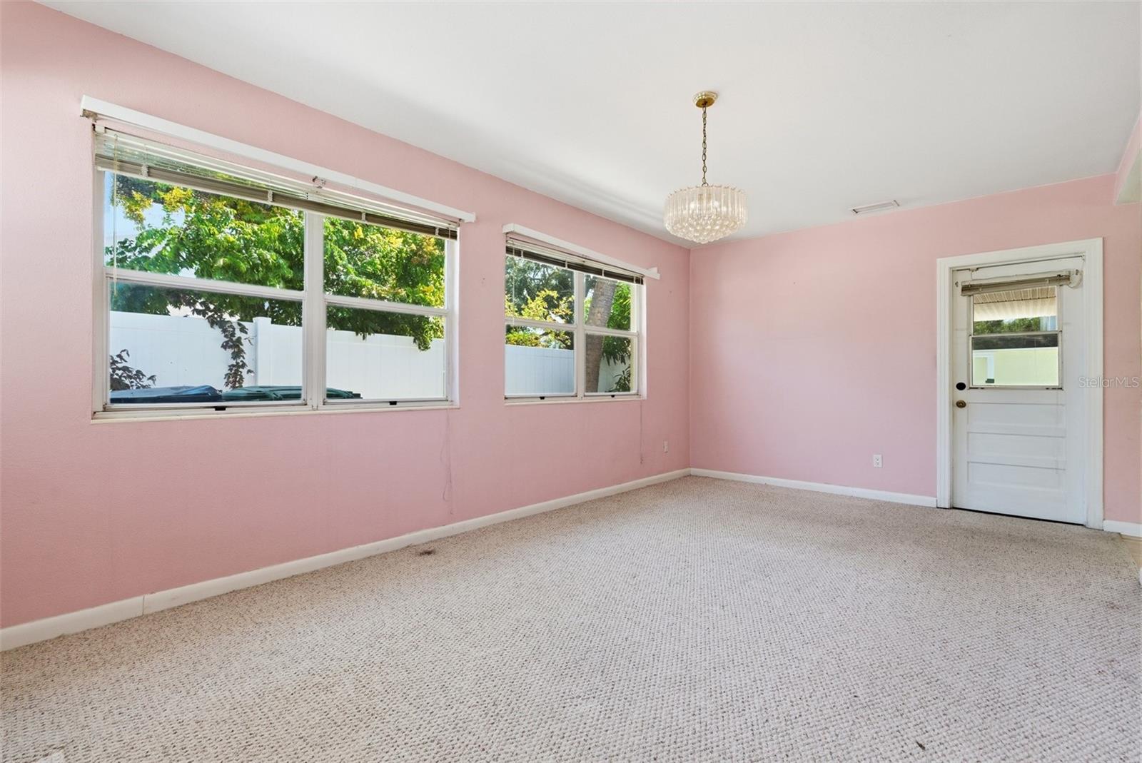 Image 19 of 50 For 4102 Watrous Avenue W