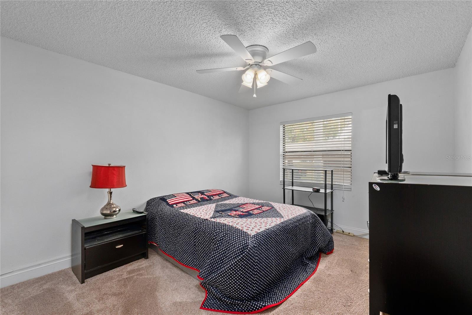 Image 31 of 41 For 20 Sylvia Place