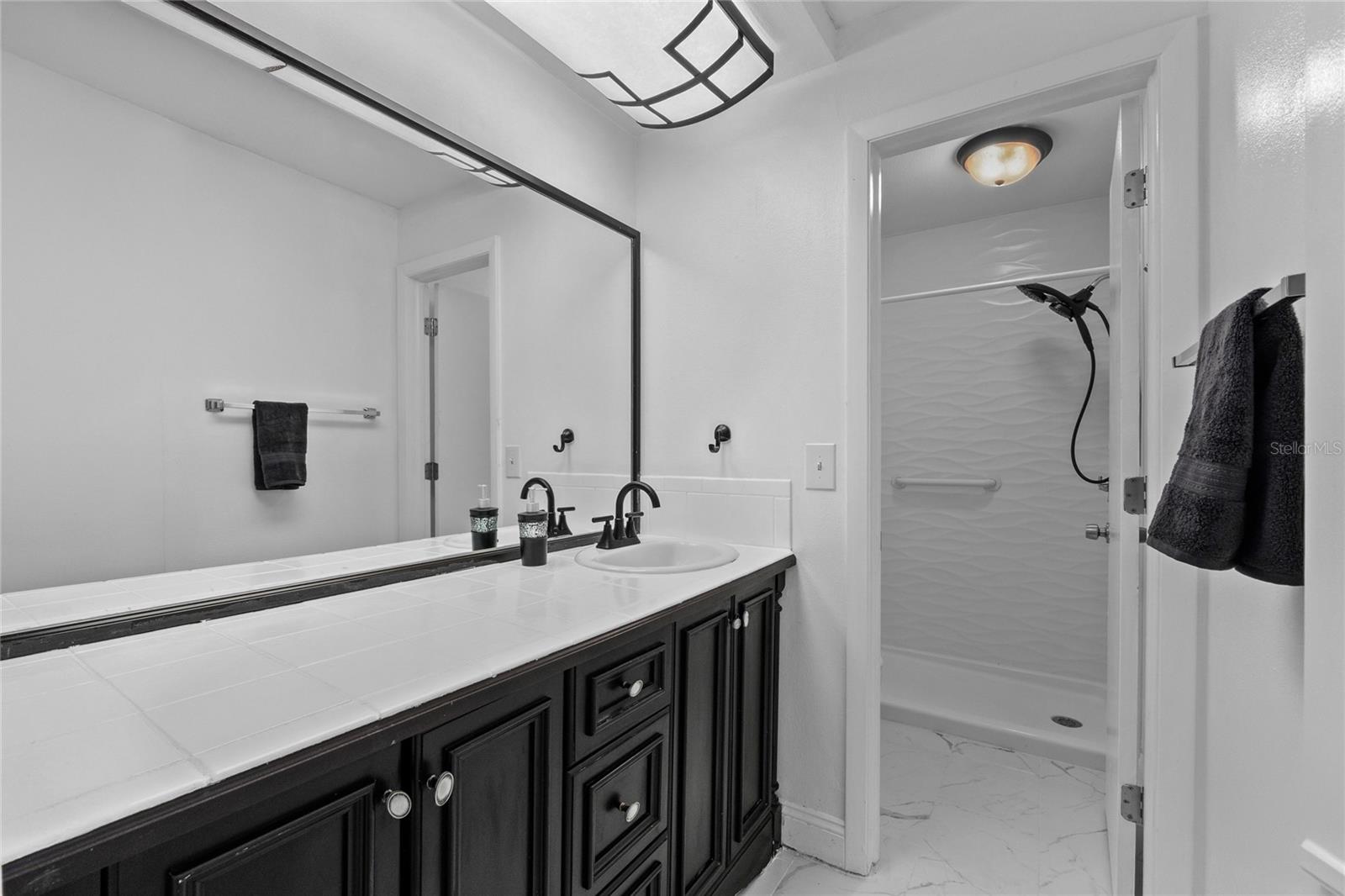 Image 34 of 41 For 20 Sylvia Place