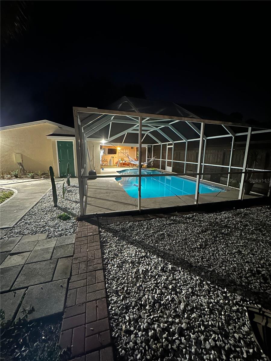 Image 52 of 54 For 162 Lincoln Circle N