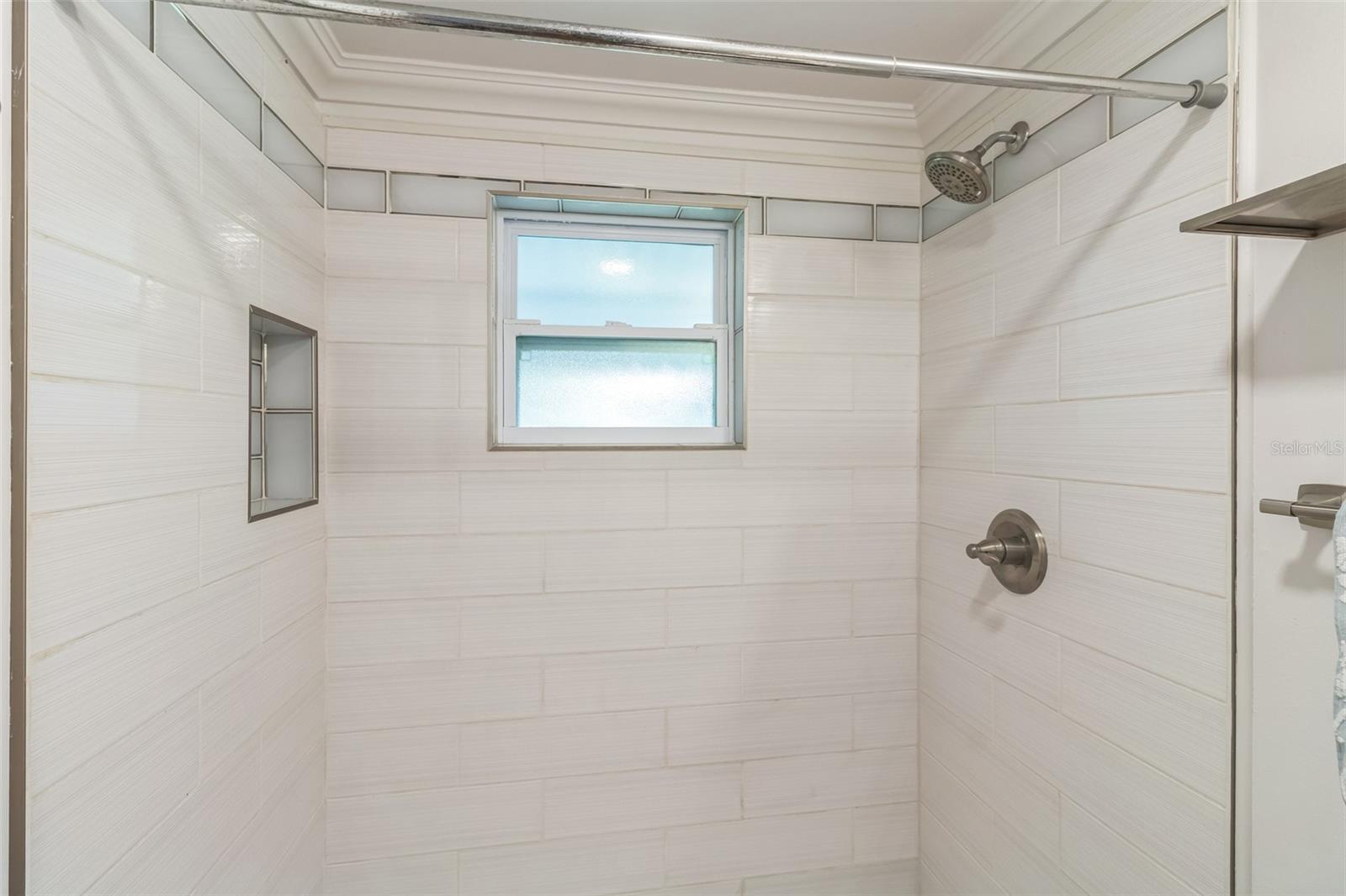 Image 17 of 25 For 5390 Manatee Terrace