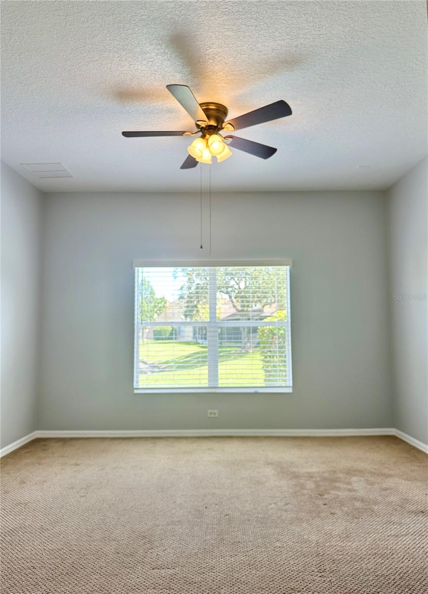 Image 14 of 36 For 20307 Oak Key Court