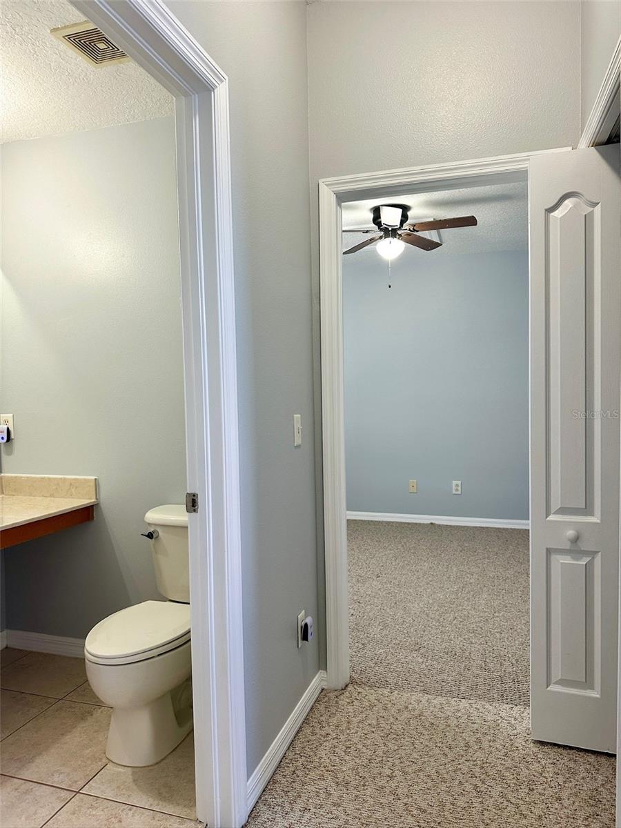 Image 17 of 36 For 20307 Oak Key Court