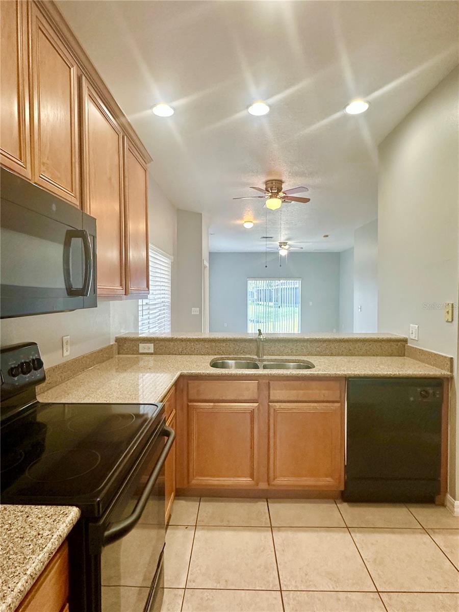 Image 3 of 36 For 20307 Oak Key Court