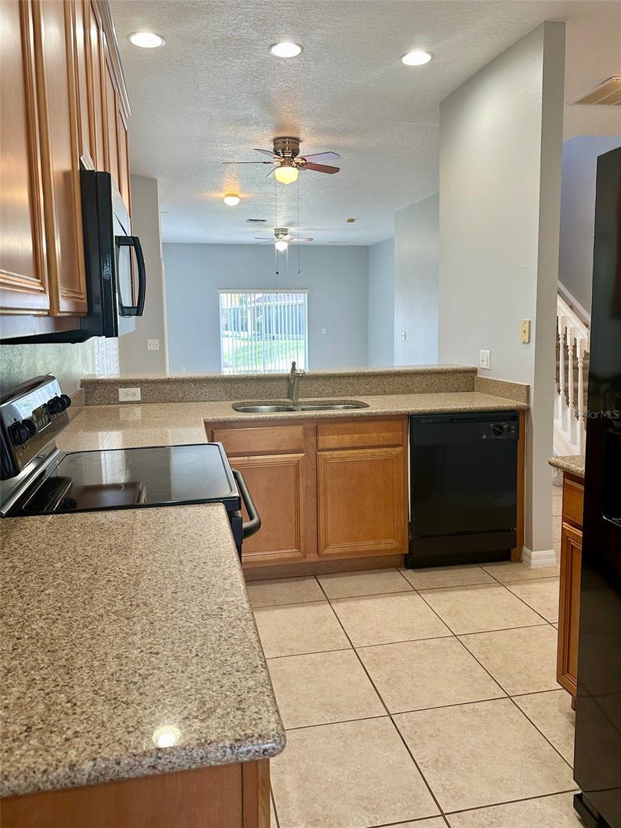 Image 6 of 36 For 20307 Oak Key Court