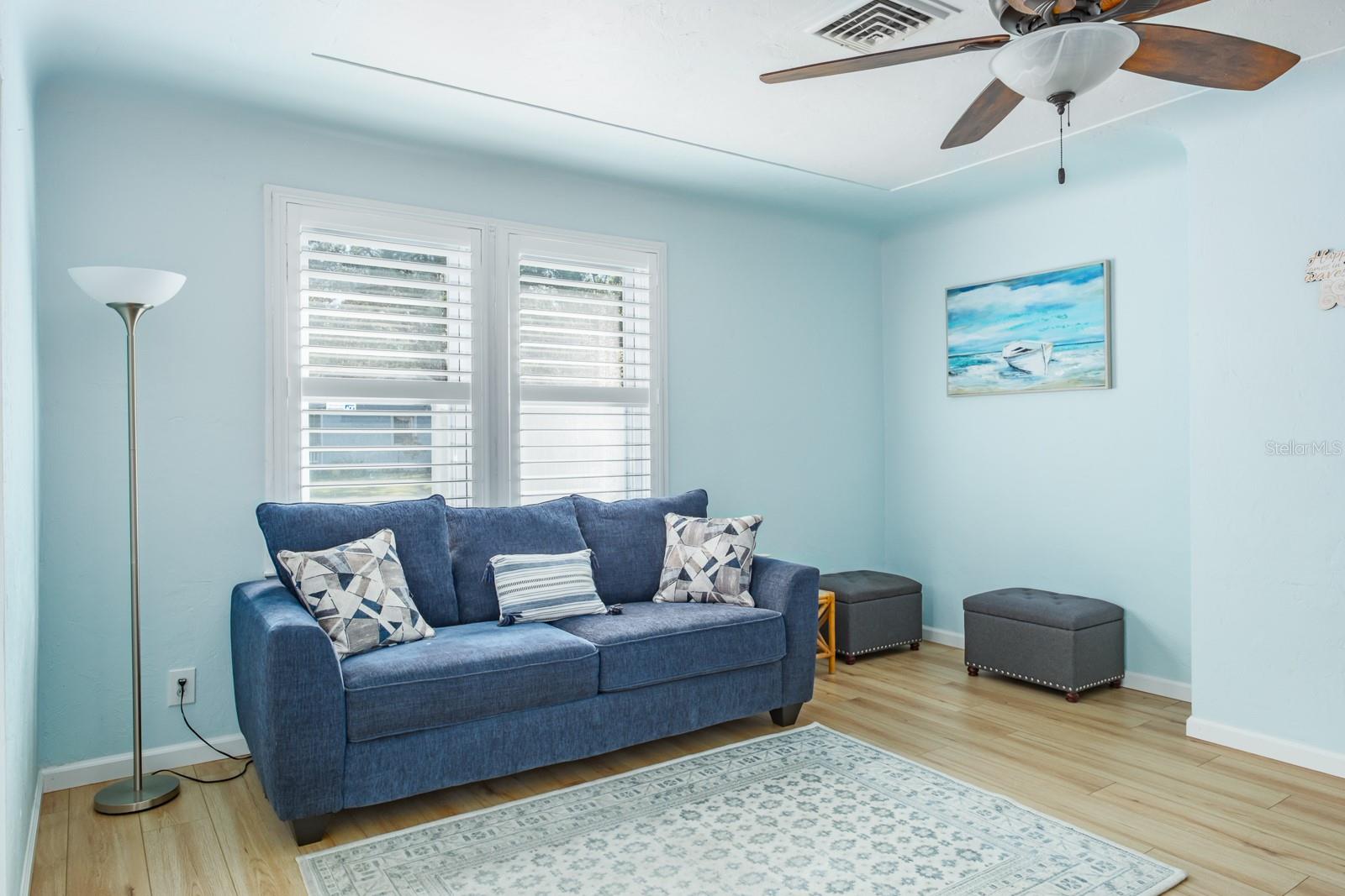 Listing photo id 9 for 5302 28th Avenue S