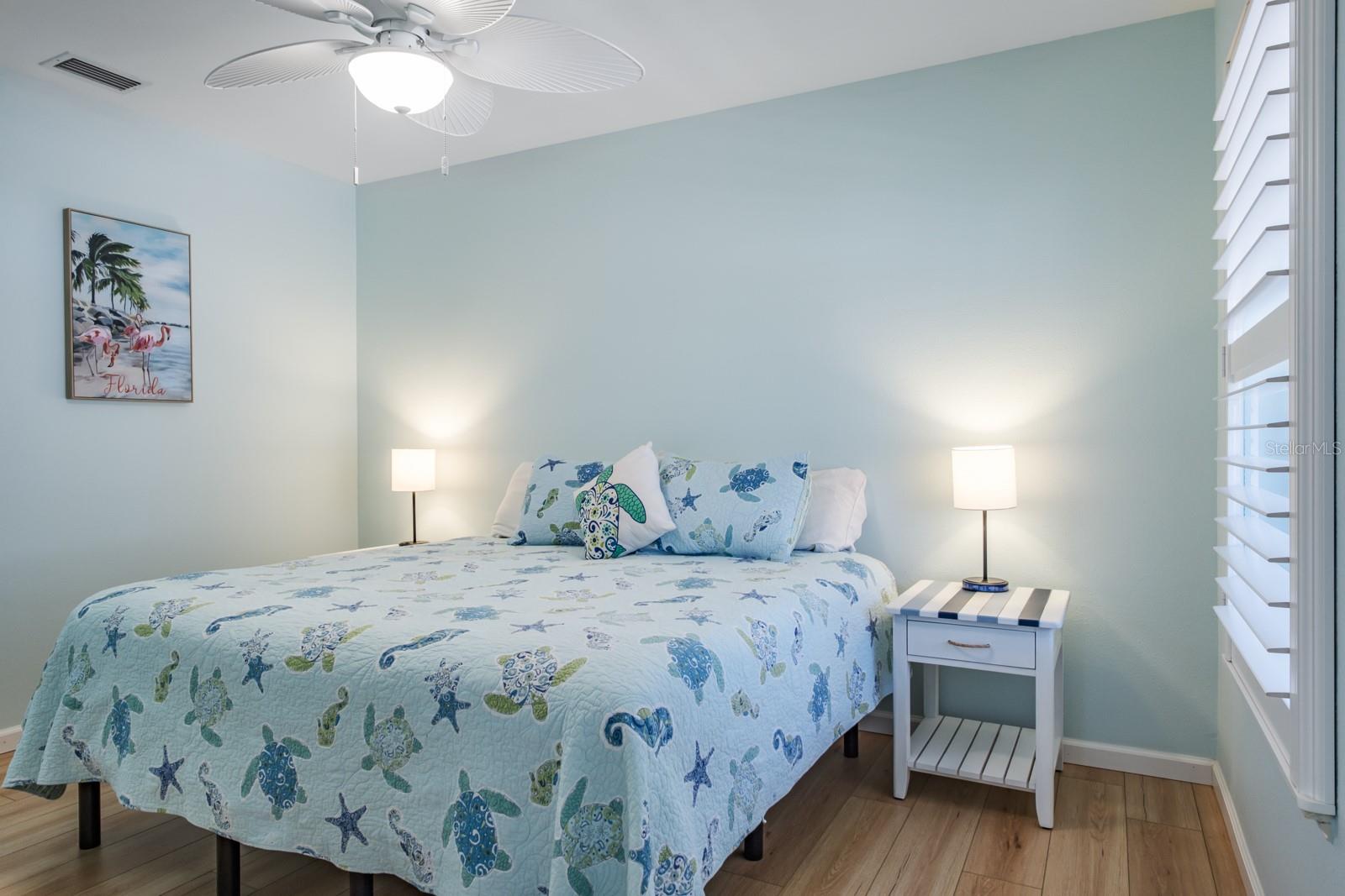 Listing photo id 21 for 5302 28th Avenue S