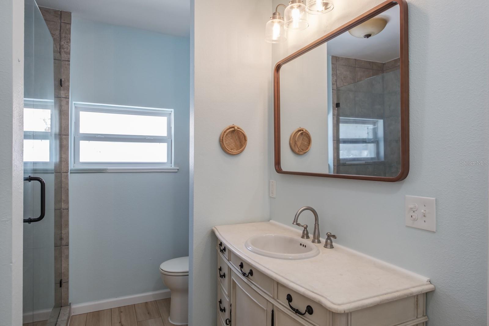 Listing photo id 24 for 5302 28th Avenue S