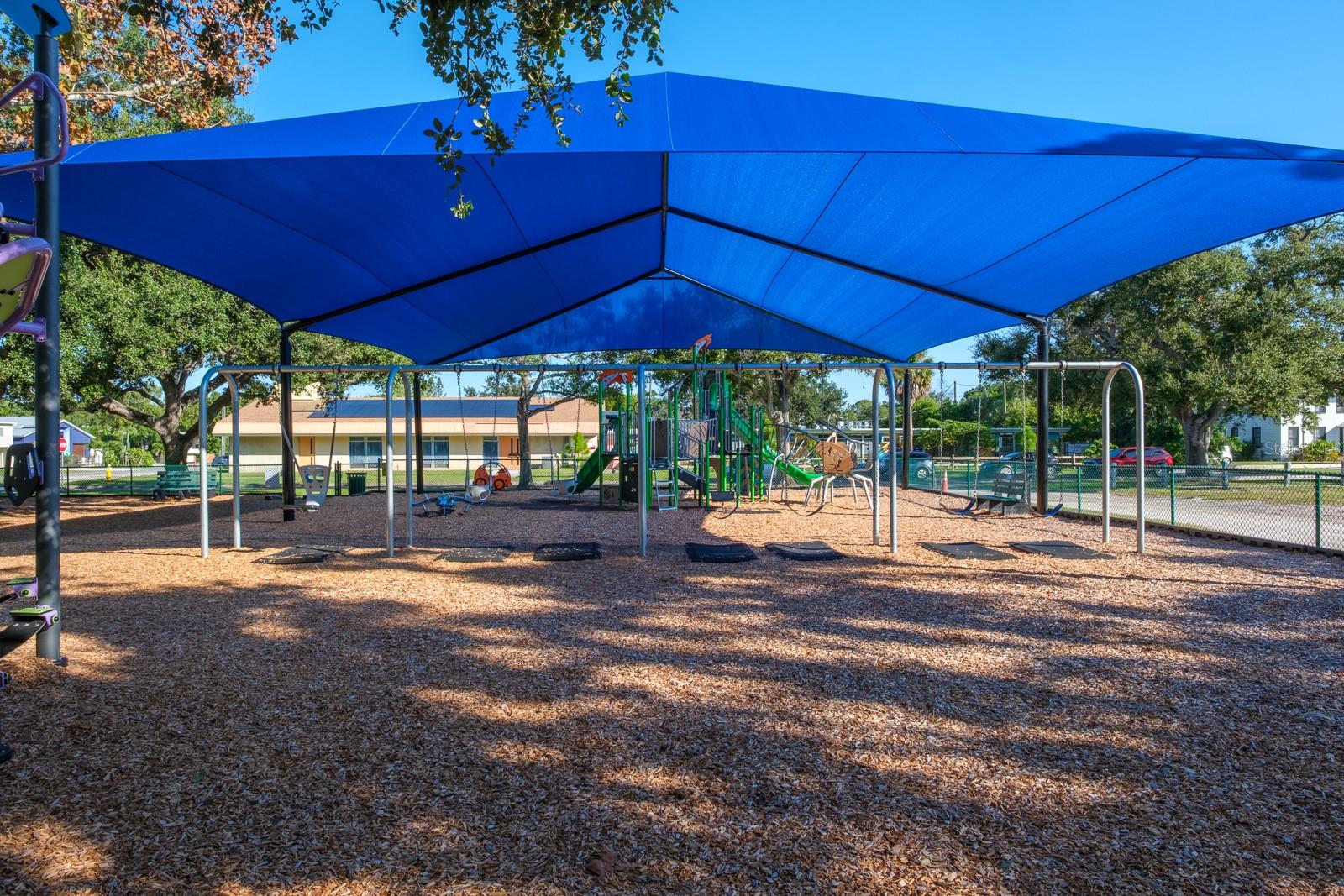 Listing photo id 41 for 5302 28th Avenue S