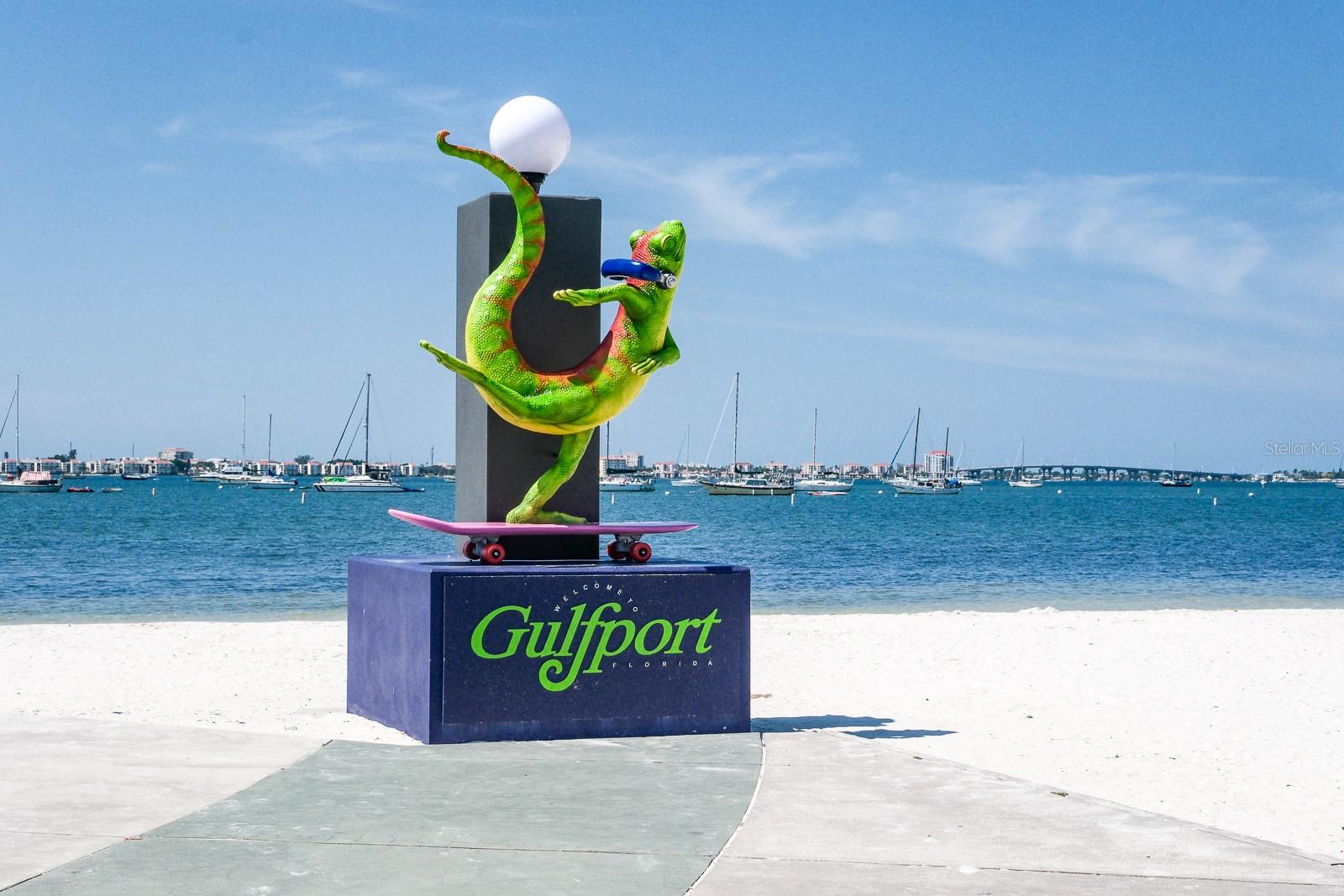 Listing photo id 45 for 5302 28th Avenue S