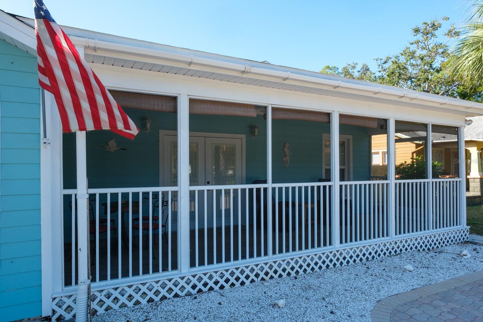 Listing photo id 3 for 5302 28th Avenue S