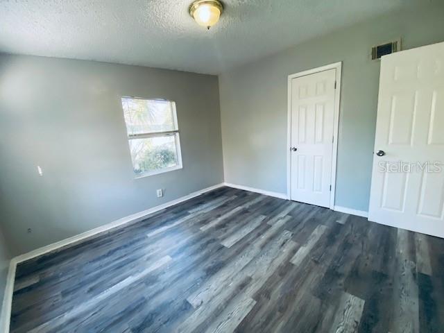 Image 17 of 19 For 2511 10 Avenue B