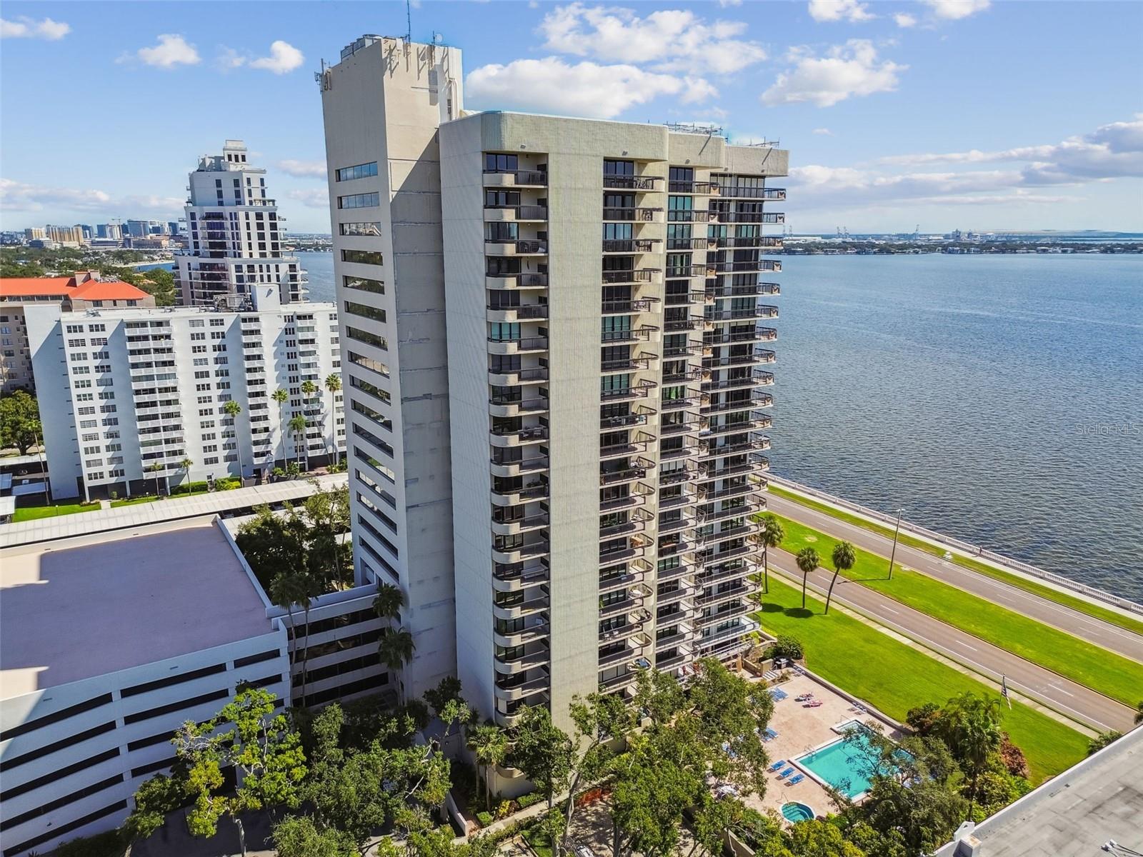 Details for 2413 Bayshore Boulevard 2004, TAMPA, FL 33629