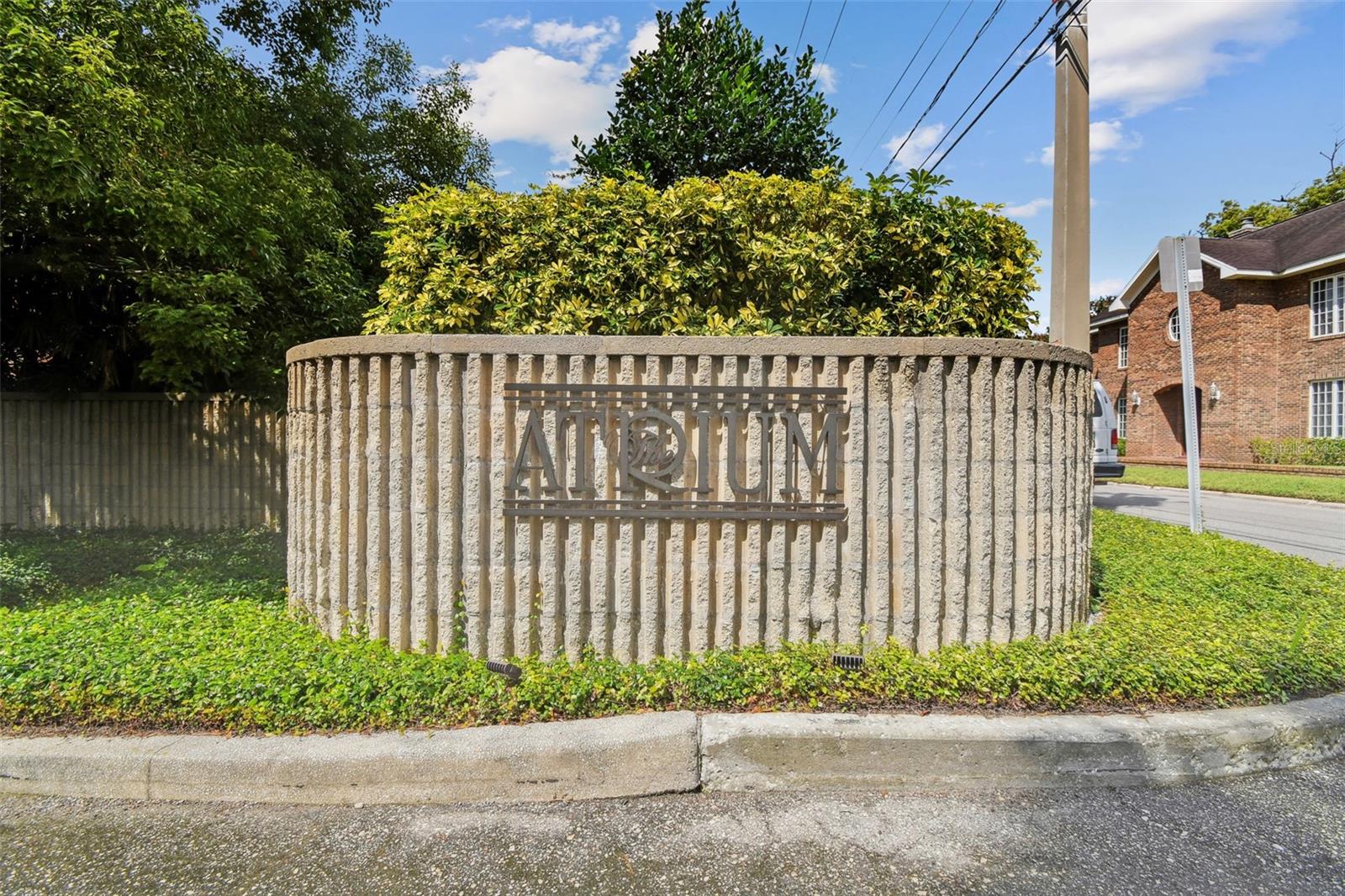 Image 2 of 45 For 2413 Bayshore Boulevard 2004