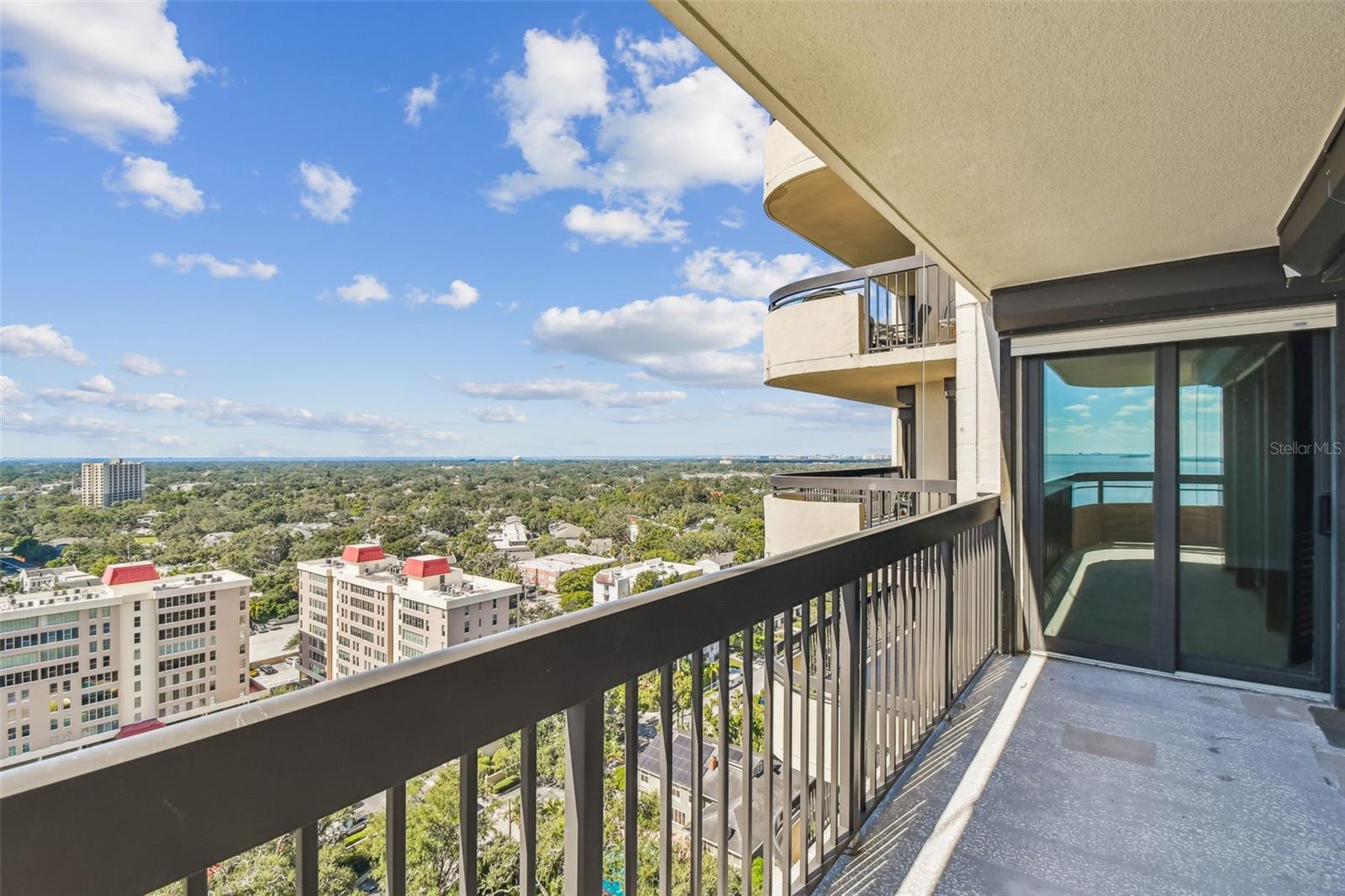 Image 21 of 45 For 2413 Bayshore Boulevard 2004