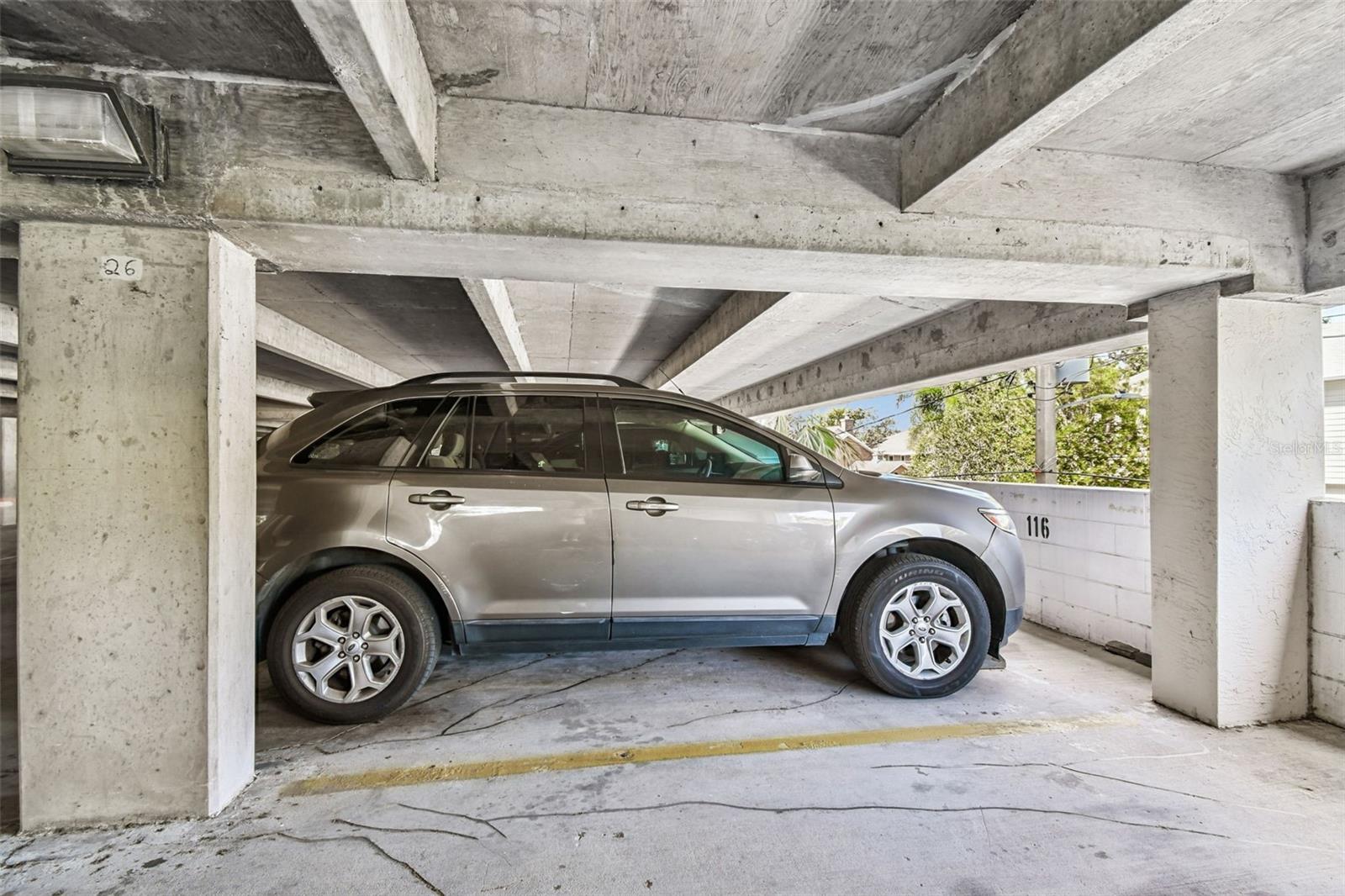 Image 31 of 45 For 2413 Bayshore Boulevard 2004