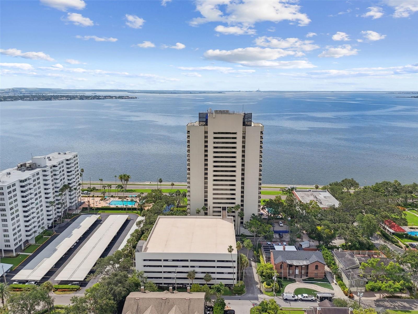 Image 34 of 45 For 2413 Bayshore Boulevard 2004