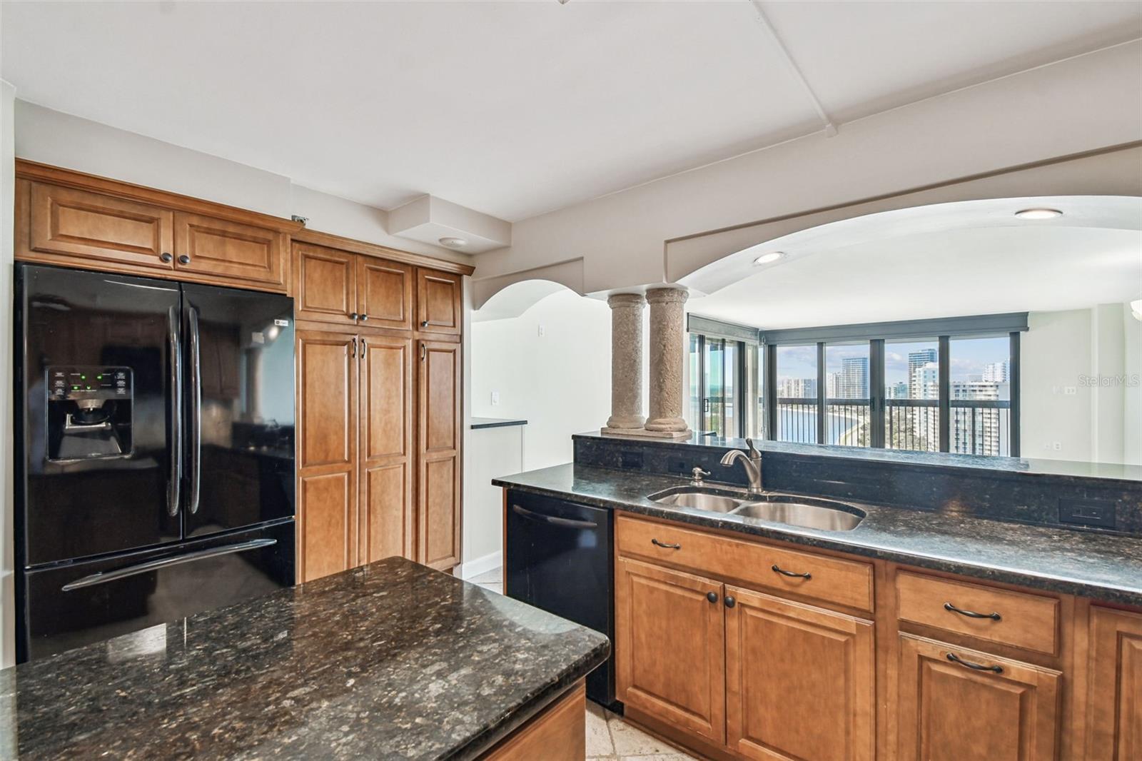 Image 9 of 45 For 2413 Bayshore Boulevard 2004