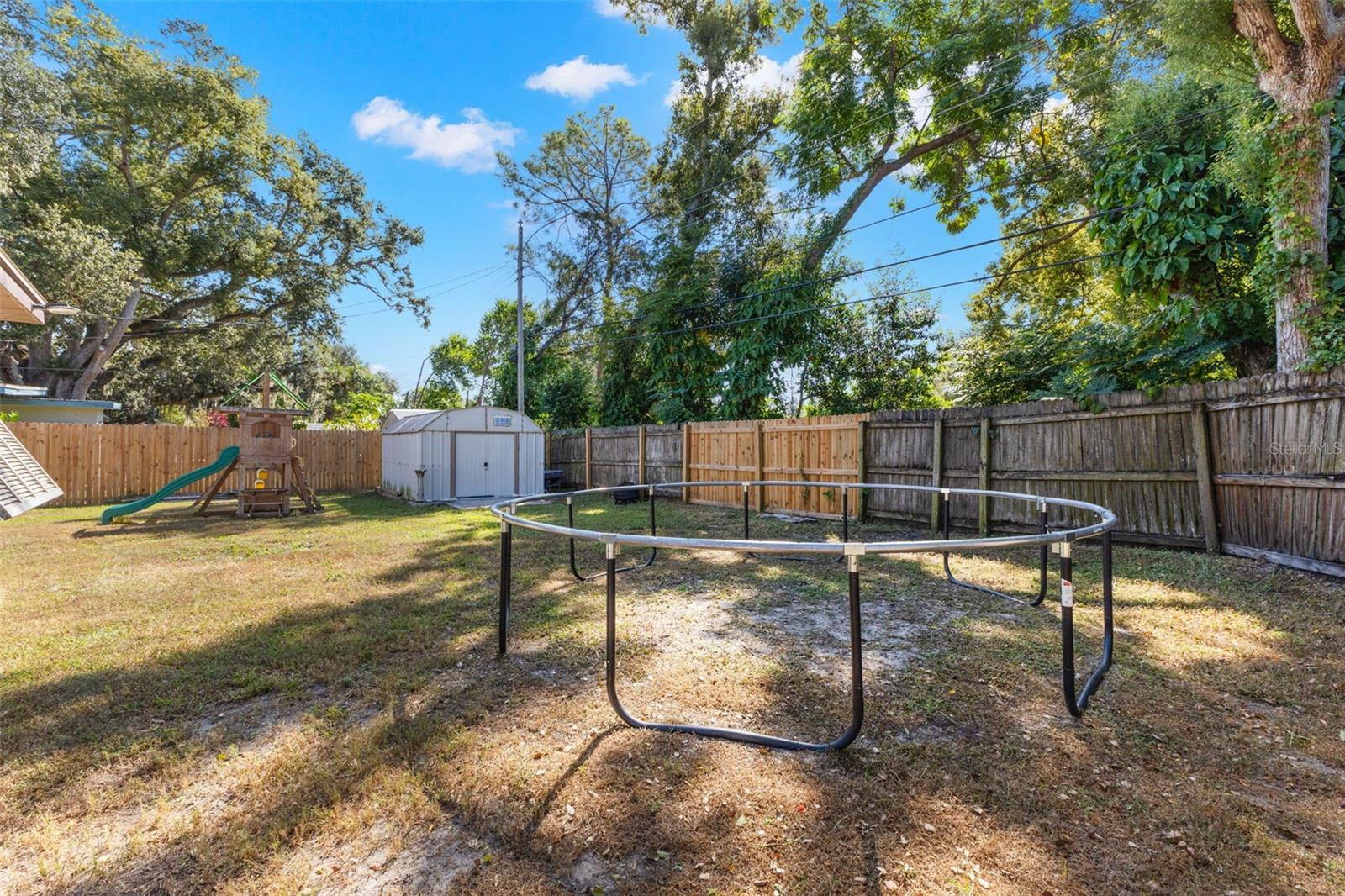 Image 17 of 26 For 2241 Terrace Drive N