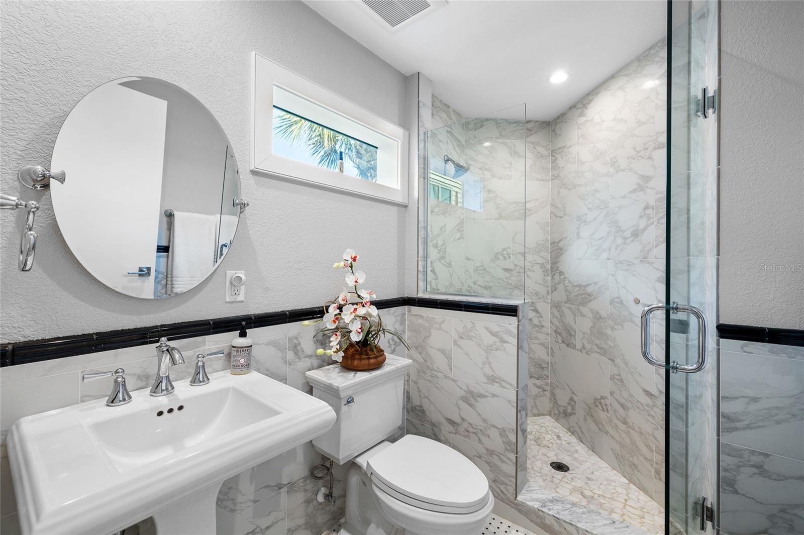 Image 32 of 62 For 319 Pilot Point Lane