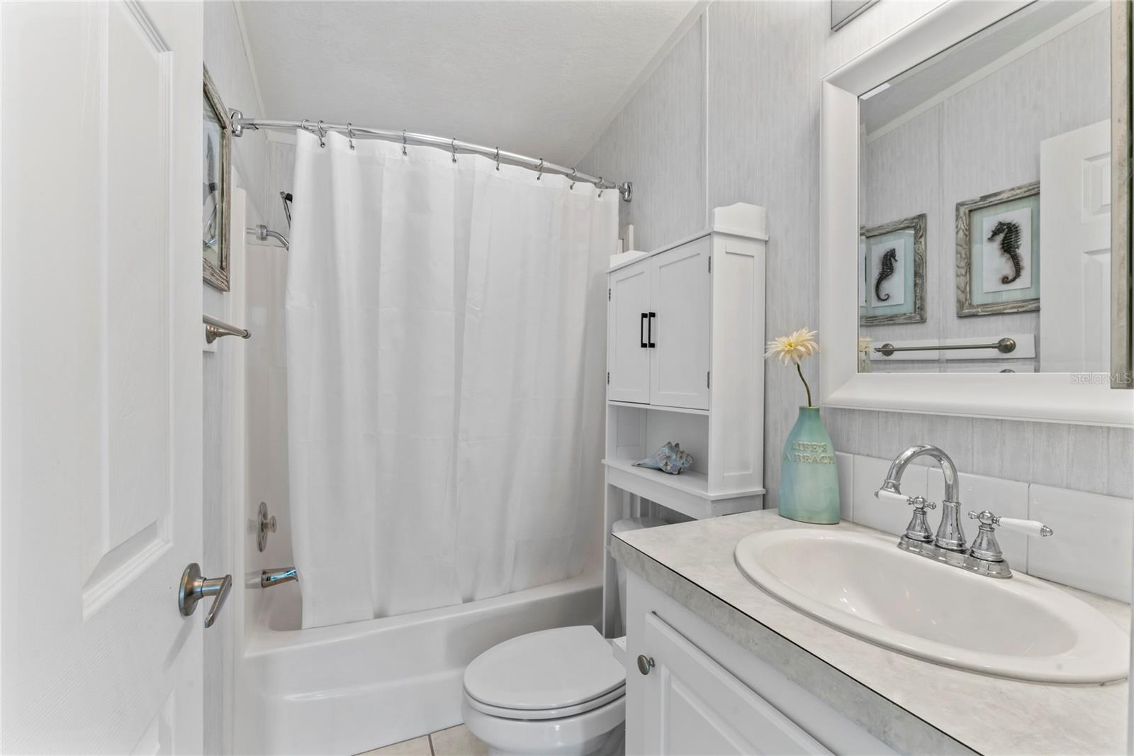 Image 18 of 29 For 468 Trout Lane