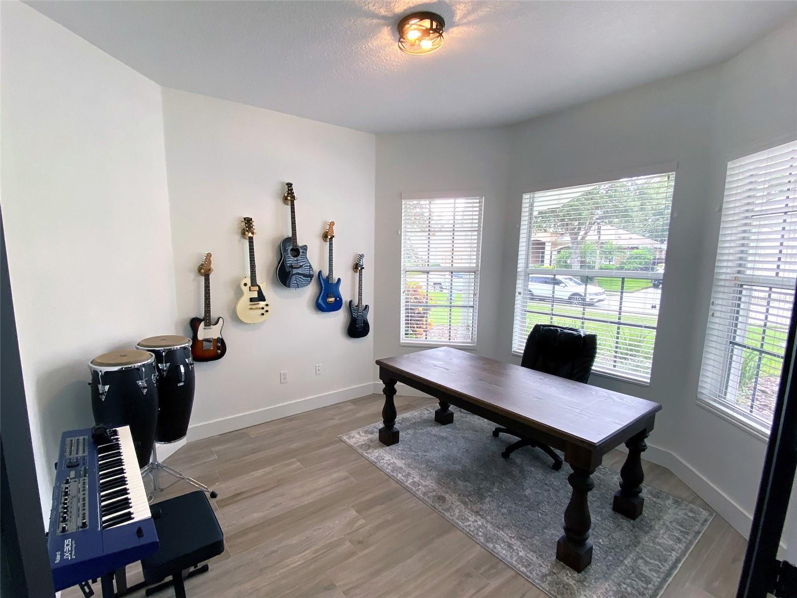 Image 14 of 54 For 1543 Parilla Circle